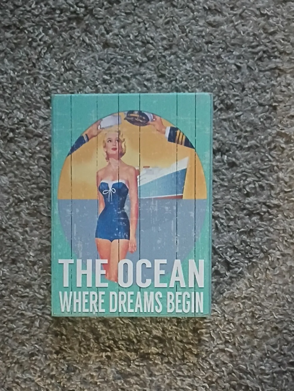 Retro Coastal Decor!